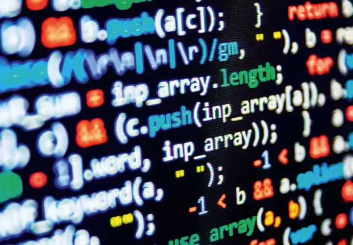 Fragment kodu z kolorowym podświetleniem składni, w tym `inp_array.length`. Widać fragmenty funkcji `push` i `return`, sugerujące pracę z danymi. To przykład zastosowania metody statycznej w programowaniu.