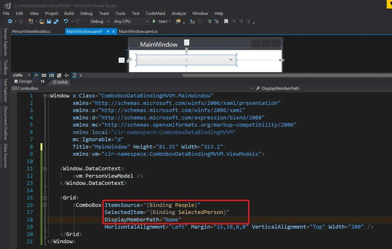 Kod XAML z Visual Studio, pokazujący konfigurację combobox wpf z powiązaniem danych do listy "People" i wyświetlaniem właściwości "Name".